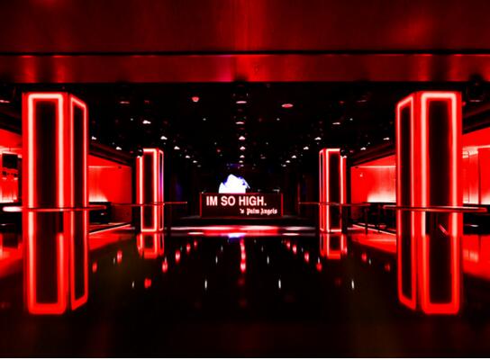 盟可睞MONCLER GENIUS 上海恒隆廣場限時(shí)店隆重揭幕