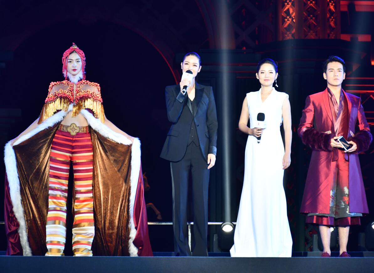 心系天下三星W2019尊崇發(fā)布 中國電信攜手三星電子風(fēng)范之作