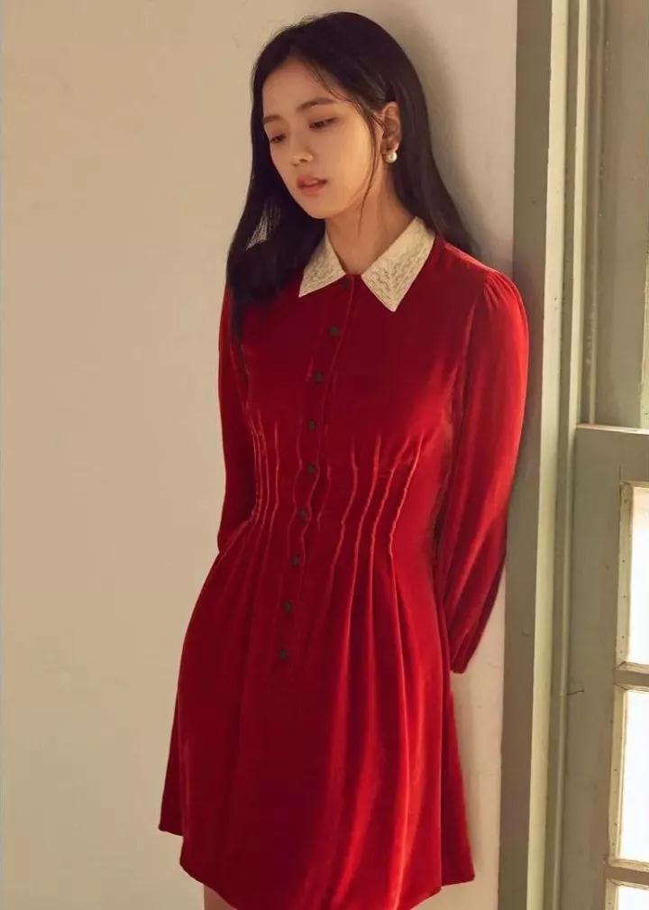 毫不畏懼鏡頭的這張臉，就算是“噴霧”也這么美？