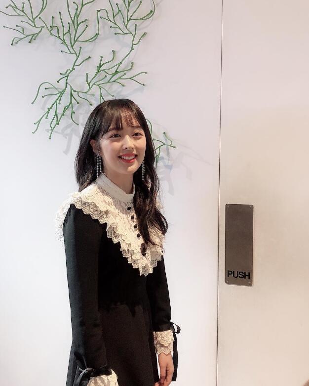 憑《天空之城》大火的95后妹子！甜的被譽為水蜜桃少女？