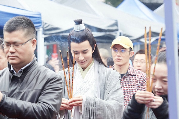 2018版《新白娘子傳奇》開機  于朦朧飾演古裝美男“神還原”許仙劇照曝光