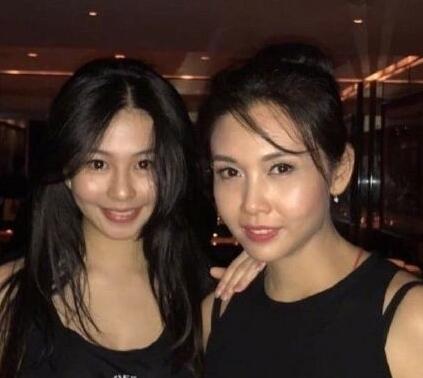 邱淑貞女兒沈月最新近照：沈月被狂追母親只好使出殺手锏