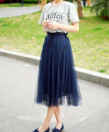 夏天腿粗的女生該怎么穿衣打扮 這些夏日瘦腿搭配妙招女生請接收
