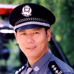李成儒?
