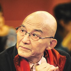 游本昌?