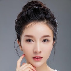 李艾瑾?