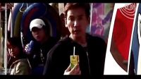 老同學在窮姑娘面前炫富，沒想到她男友出門都是奧迪車隊！