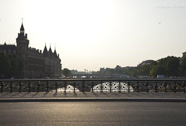 http://www.omega3-ala.com/pics/default/download/15ee6ca4772793076b04d7ae75bd1ed8.jpg