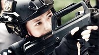 《特警力量》王妍之英姿颯爽 不愛紅裝愛武裝