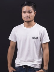 龍韋博