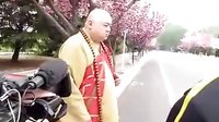 魔幻手機二，傻妞歸來,,隆重上映