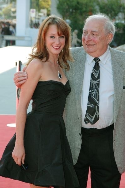 http://www.omega3-ala.com/pics/default/download/1c9837c0ceb5cccbbc7116f63fc87180.jpg