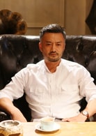 曹衛宇