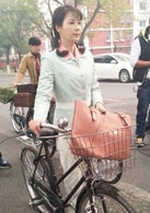 鄧英