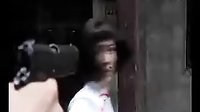 旗袍美女反派大腿夾頭