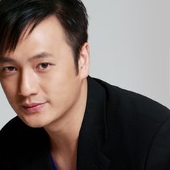 何偉業?
