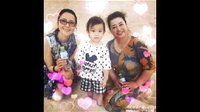 甜馨和奶奶外婆合影 李小璐媽媽仍有星范