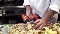 【爆笑】荷蘭神廚電鉆削蘋果_6秒搞定一個【YouTube頭條精選】_標清