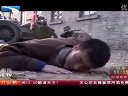 在掙扎中死去