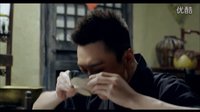《玉海棠》程及斯發現了薛琳琳手上的紅泥