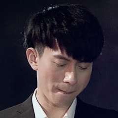 何佳駿
