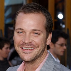 彼得·薩斯加德PeterSarsgaard