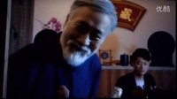 演員侯桐江在網(wǎng)絡(luò)電影《尋蠱》中飾演神秘老人。
