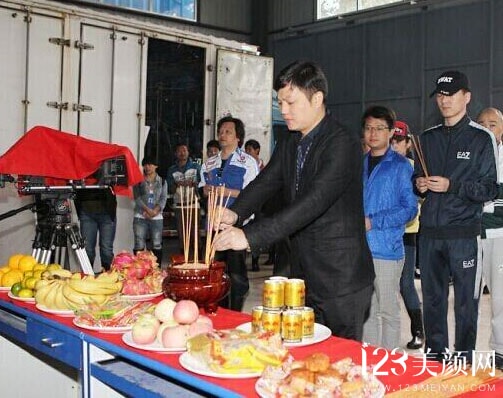 http://www.omega3-ala.com/pics/default/download/3f531e6b488002d3e4b98f2a2de7b200.jpg
