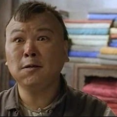 陳 龍