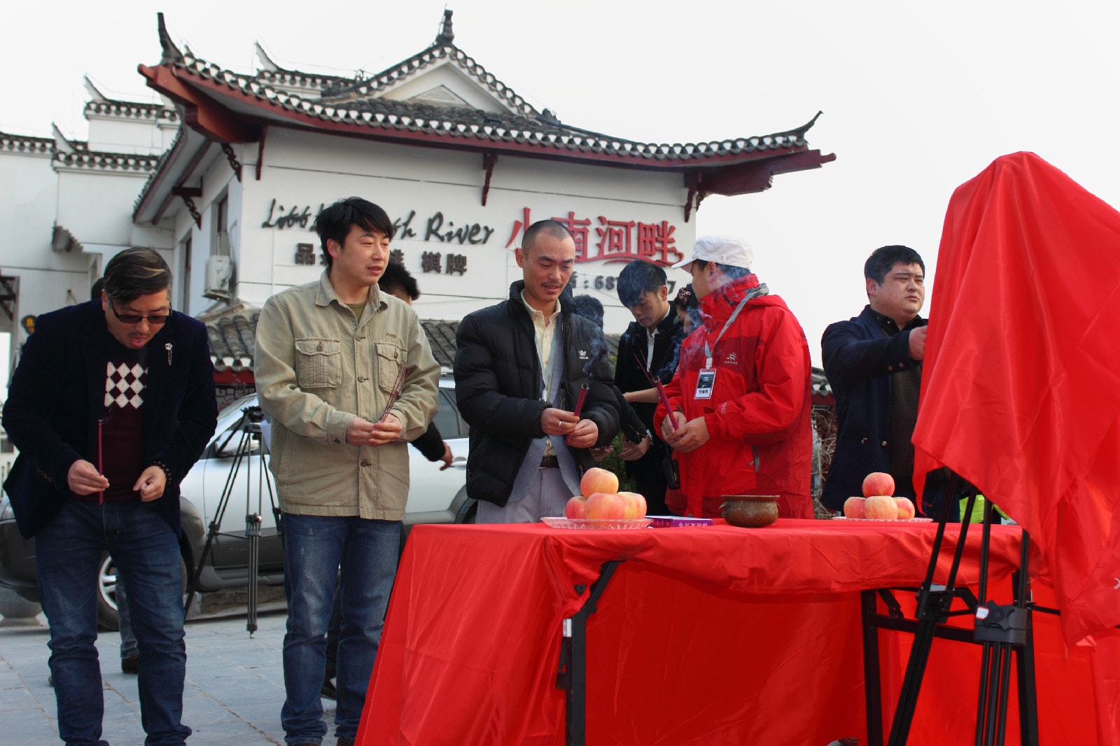 http://www.omega3-ala.com/pics/default/download/49b6edd239da185322b1e235e818c3b2.jpg