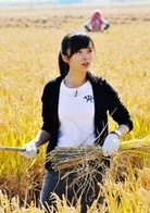 李佳