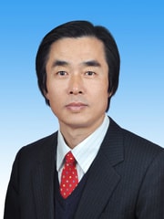 樸成日