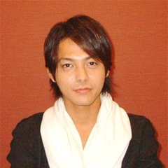 柏原收史?