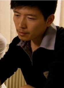愛本無色