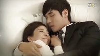 《兩個(gè)女人的房間》預(yù)告1