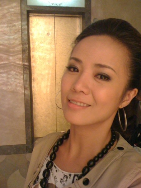 妻子們的戰(zhàn)爭  陳仙梅