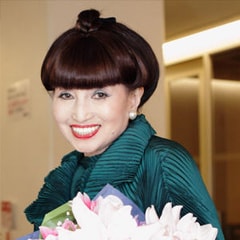 黑柳徹子?