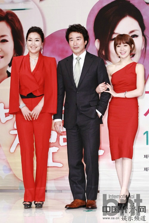 http://www.omega3-ala.com/pics/default/download/64536ef35deb1b2237c42a168d5c11a8.jpg