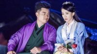 極品家丁 彈幕版 《片場女流盲》基情胸咚摸頭殺 金句包袱滿屏飛！一吻定情好基友！從此節(jié)操是路人！