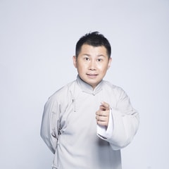 何云偉