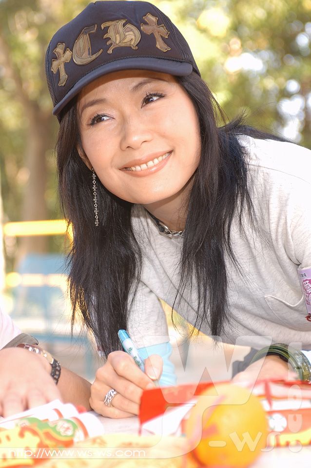 http://www.omega3-ala.com/pics/default/download/67ad45c5d04ee465a1a30c23ebc06556.jpg