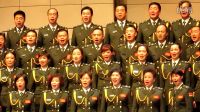 大合唱《半個(gè)月亮爬上來(lái)》等，老任上傳。西安退役軍官合唱團(tuán)展演節(jié)目，2016.12.11拍攝。