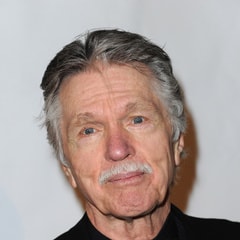 湯姆·斯凱里特Tom Skerritt