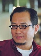 艾偉