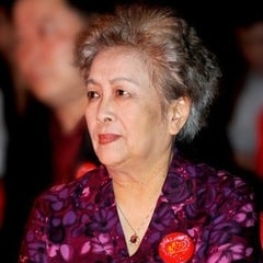 謝芳