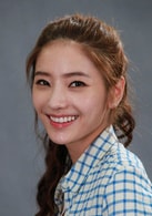 韓彩英