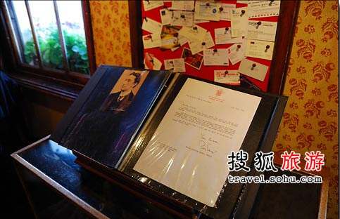 貝克街221B爾福爾摩斯博物館內