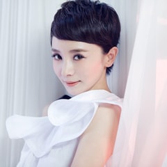 劉釔彤