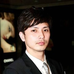 中泉英雄?