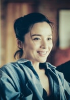 李佳